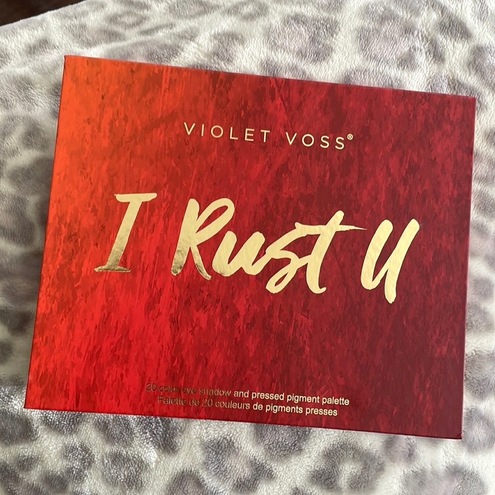 VIOLET VOSS “I Rust U” palette
